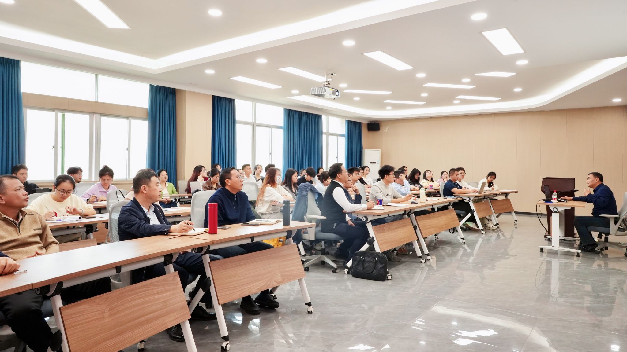 undefined PA视讯平台